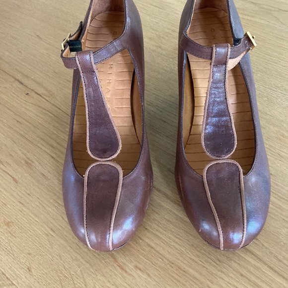 Chie Mihara Brown T-Strap Heels - Picture 1 of 12